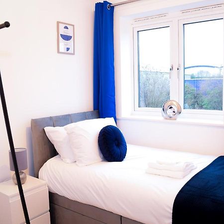 Apartmán Modern 3 Bed House Wolverhampton Exteriér fotografie