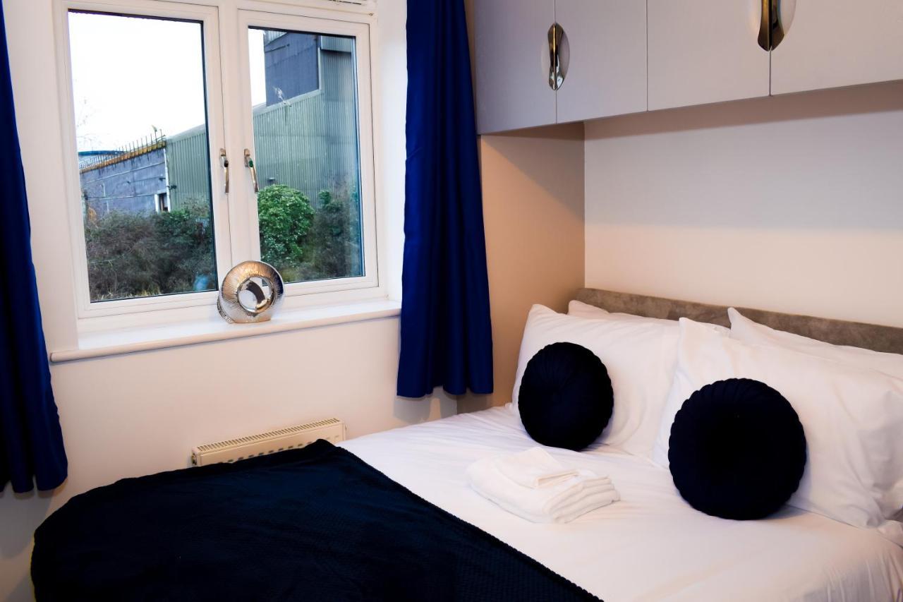 Apartmán Modern 3 Bed House Wolverhampton Exteriér fotografie