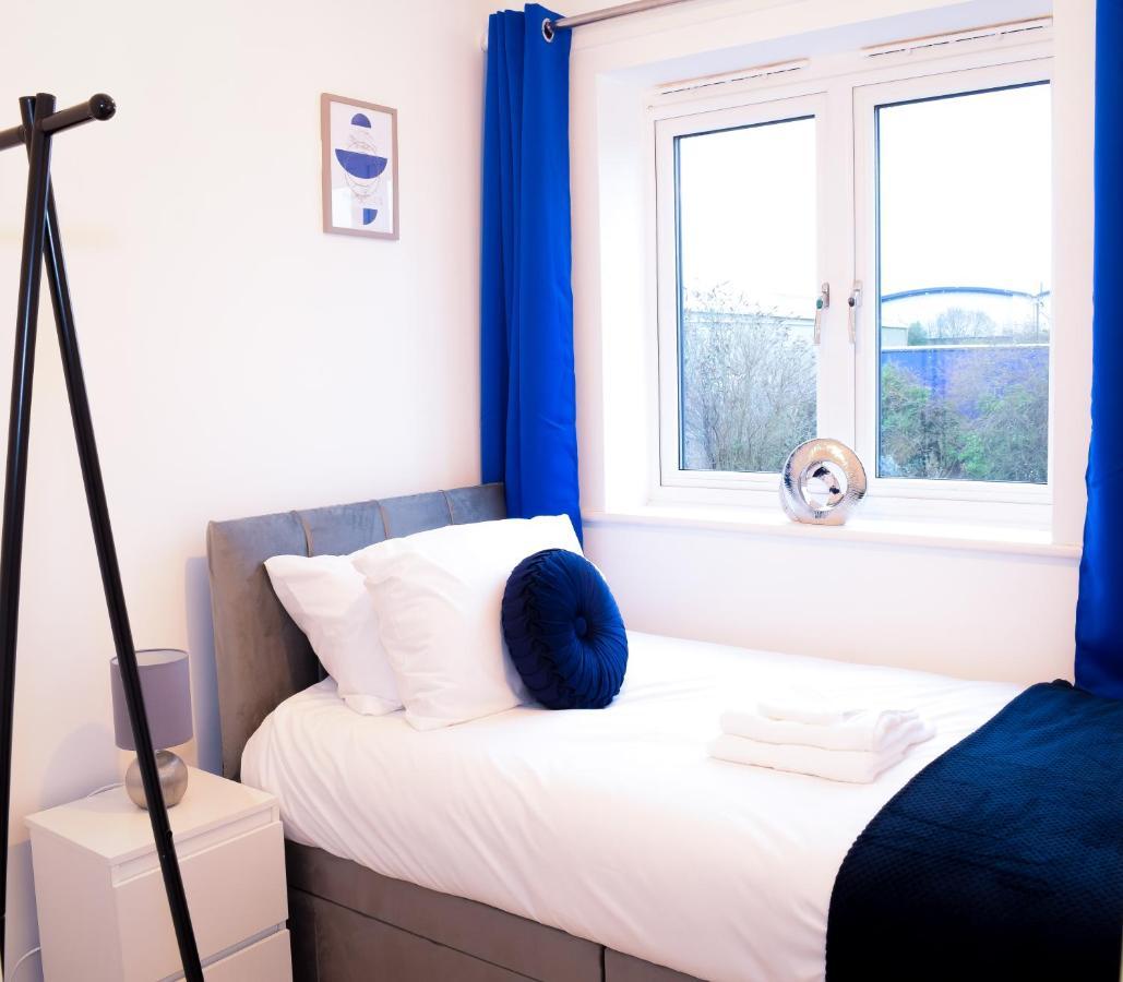Apartmán Modern 3 Bed House Wolverhampton Exteriér fotografie